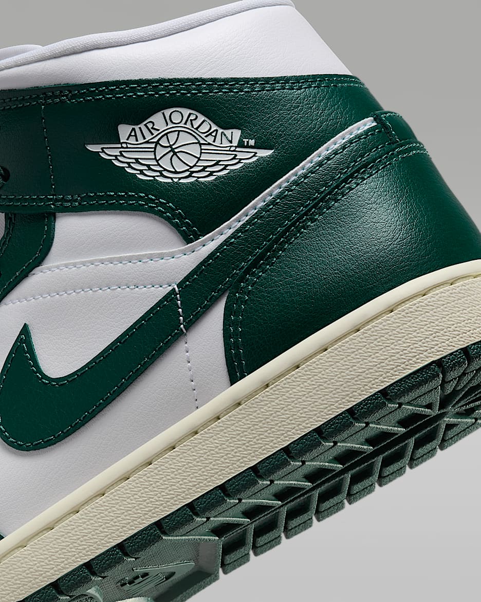Chaussure Air Jordan 1 Mid. Nike CA